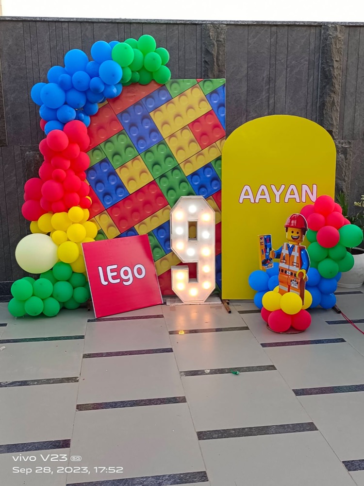 Kids Birthday Theme Balloon Decoration